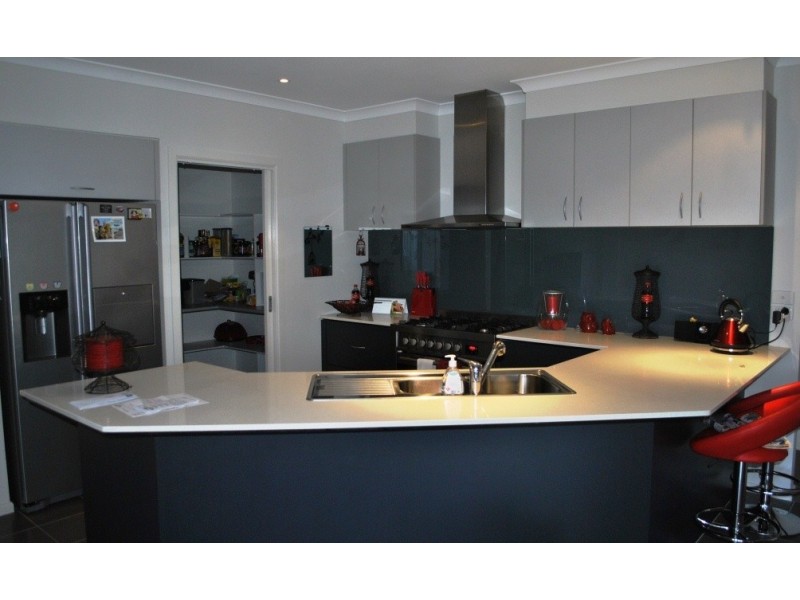 37 Nankeen Avenue, Lara VIC 3212