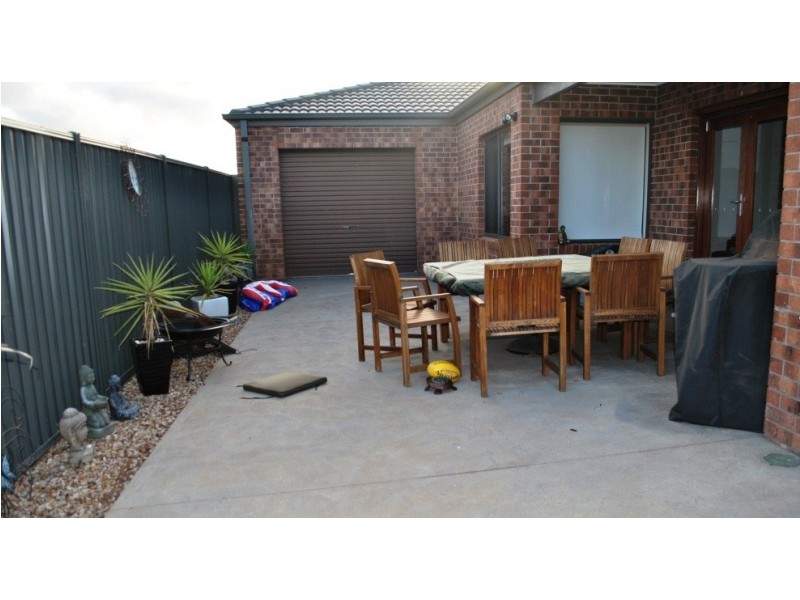 37 Nankeen Avenue, Lara VIC 3212