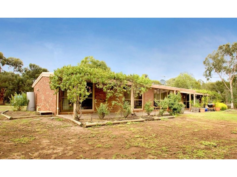 290 Flinders Avenue, Lara VIC 3212