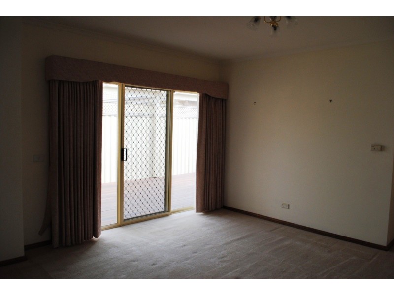 1/19 Gillean Place, Lara VIC 3212