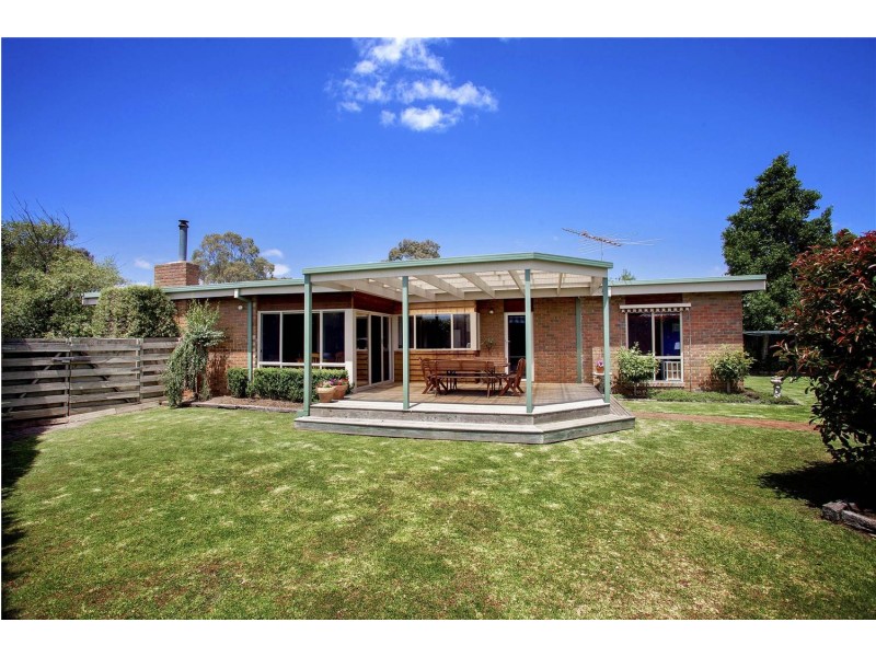 3 Goldfinch Grove, Lara VIC 3212