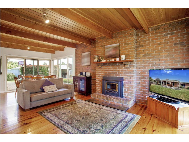 3 Goldfinch Grove, Lara VIC 3212