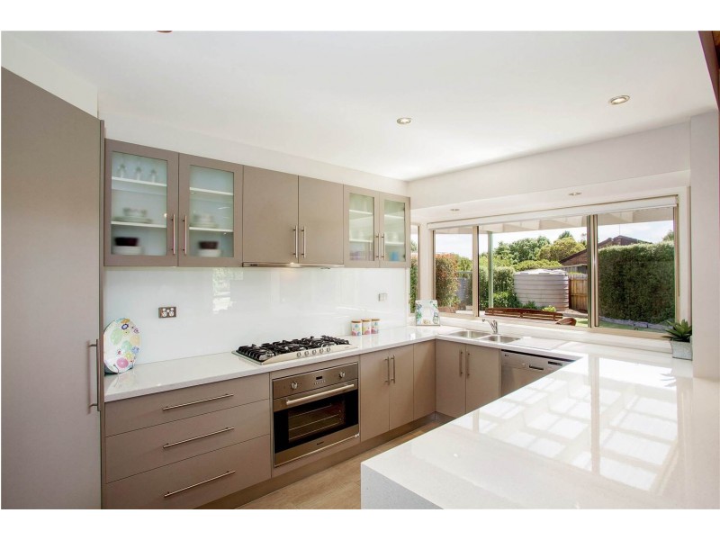 3 Goldfinch Grove, Lara VIC 3212