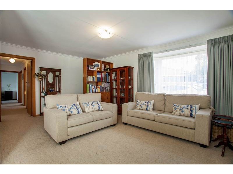 30 Brunel Close, Lara VIC 3212