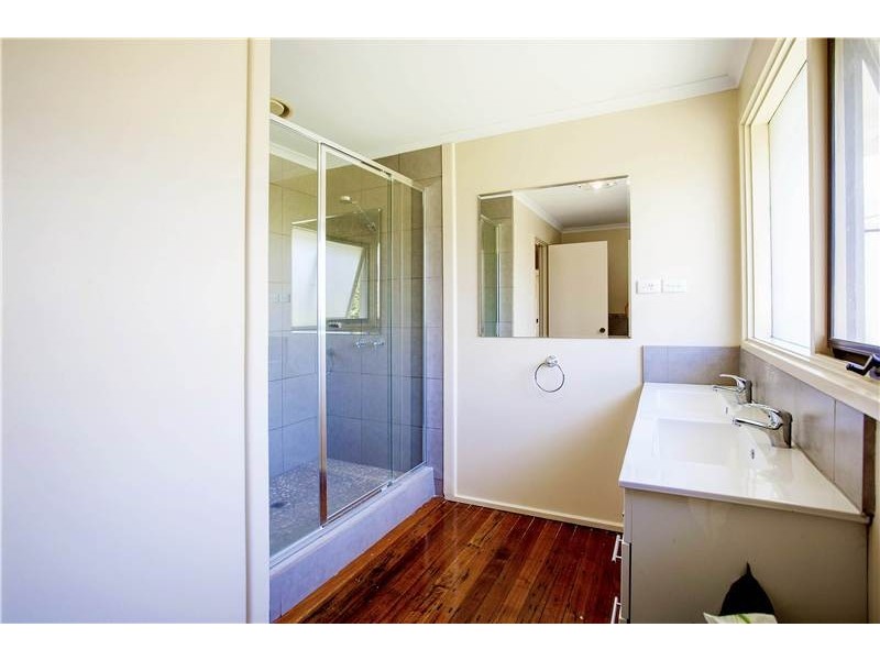 13 Sheeran Crescent, Lara VIC 3212