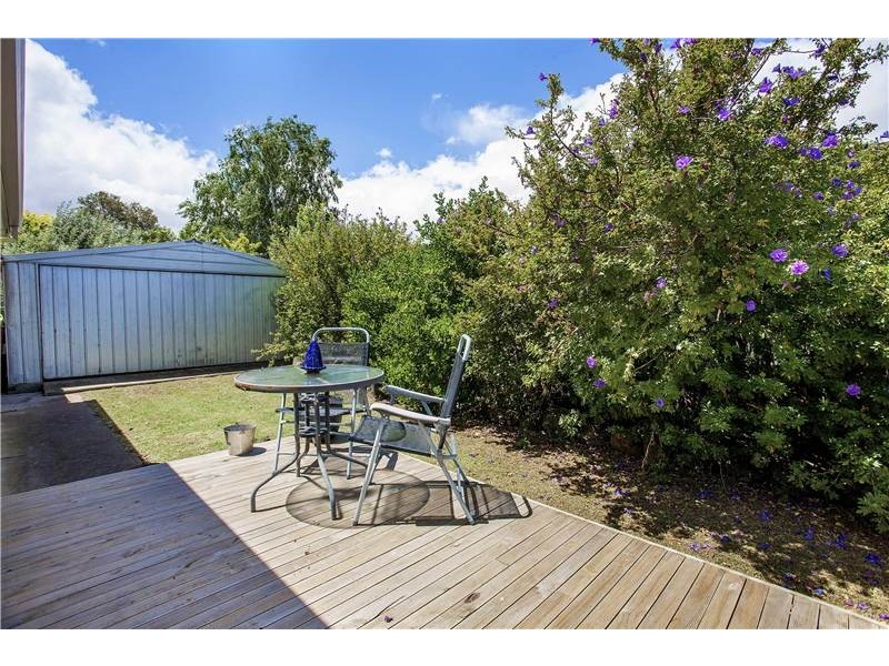 13 Sheeran Crescent, Lara VIC 3212