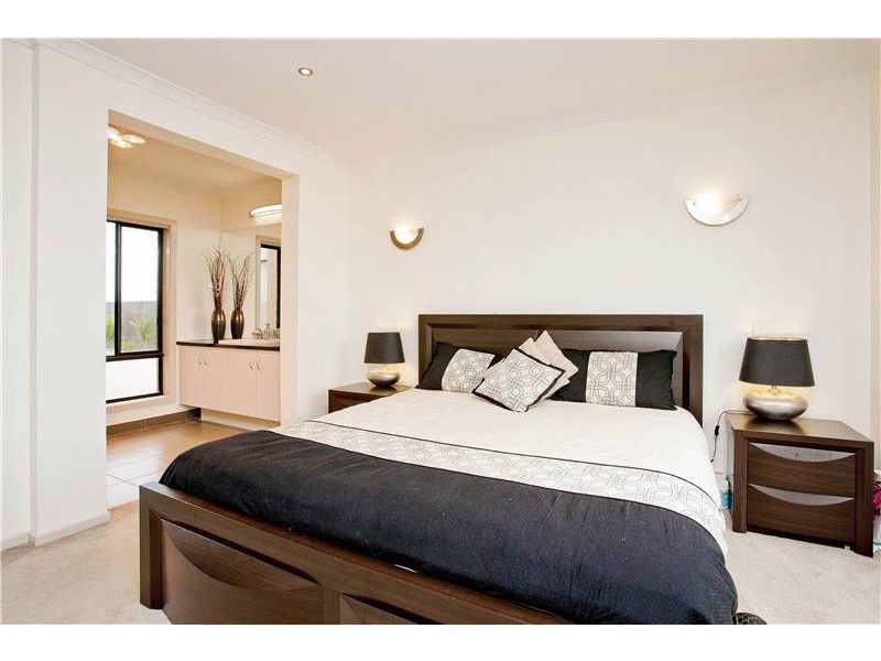 17 Melissa Drive, Lara VIC 3212