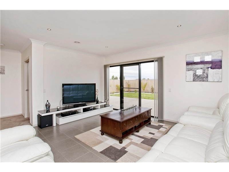 17 Melissa Drive, Lara VIC 3212