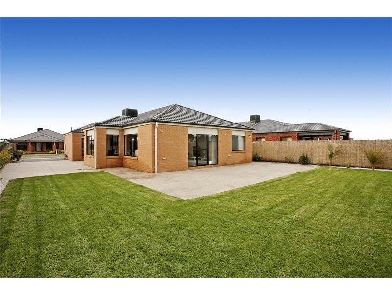 17 Melissa Drive, Lara VIC 3212