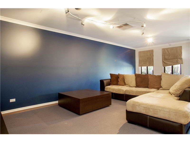 11 Nilaur Place, Lara VIC 3212