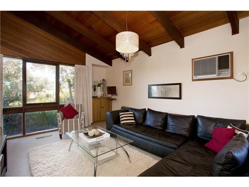 26 Smeaton Close, Lara VIC 3212