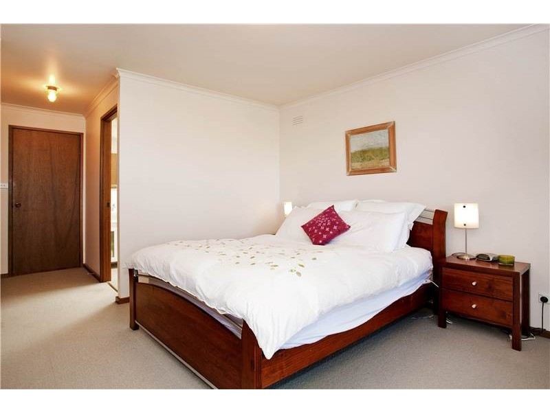 26 Smeaton Close, Lara VIC 3212