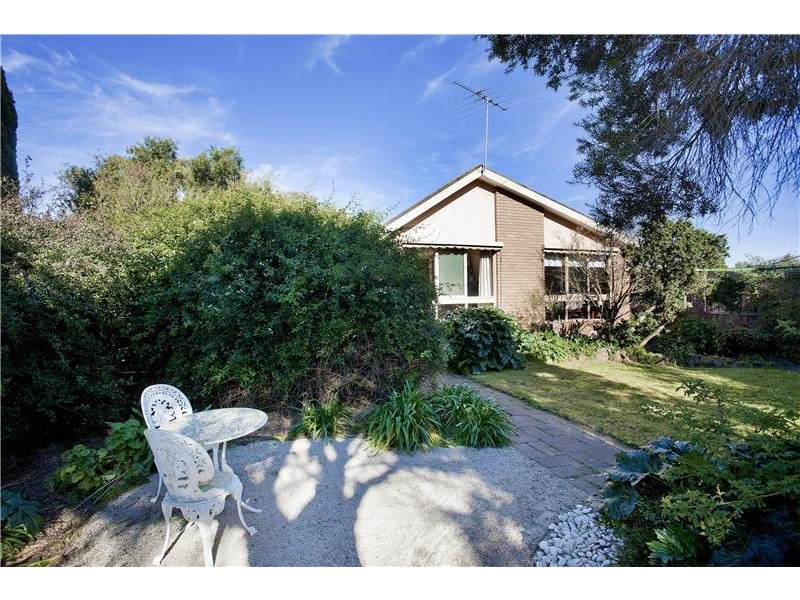 26 Smeaton Close, Lara VIC 3212