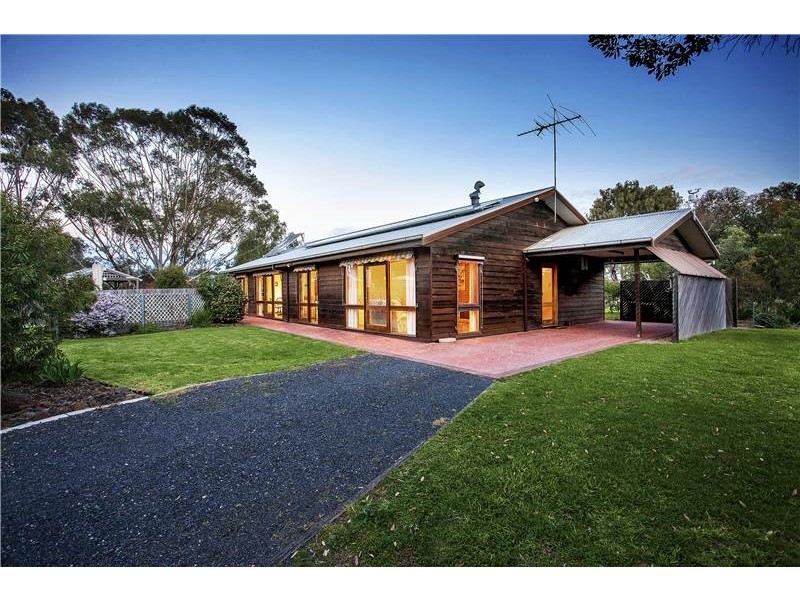 20 Little River Road, Little River VIC 3211