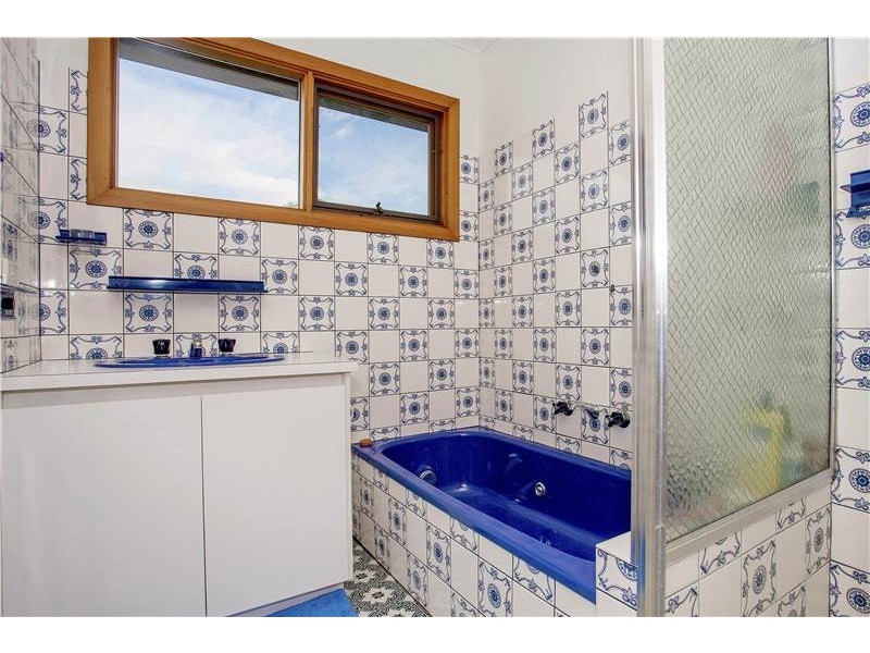 20 Little River Road, Little River VIC 3211