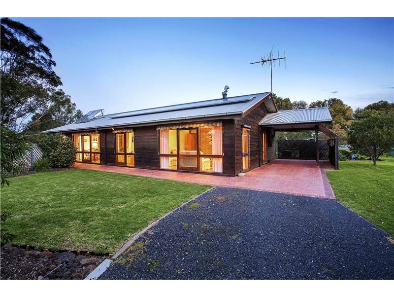 20 Little River Road, Little River VIC 3211