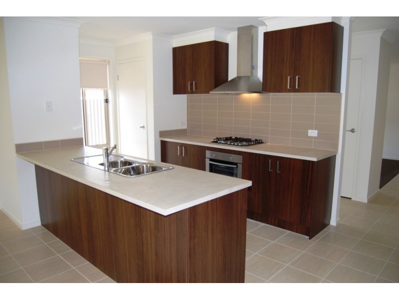 10 Stilt Court, Lara VIC 3212