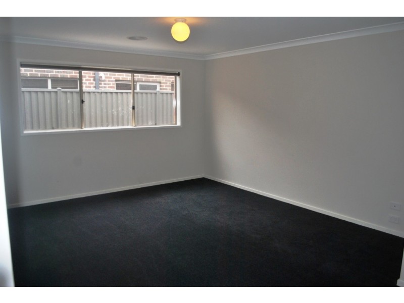 26 Springwater Drive, Lara VIC 3212