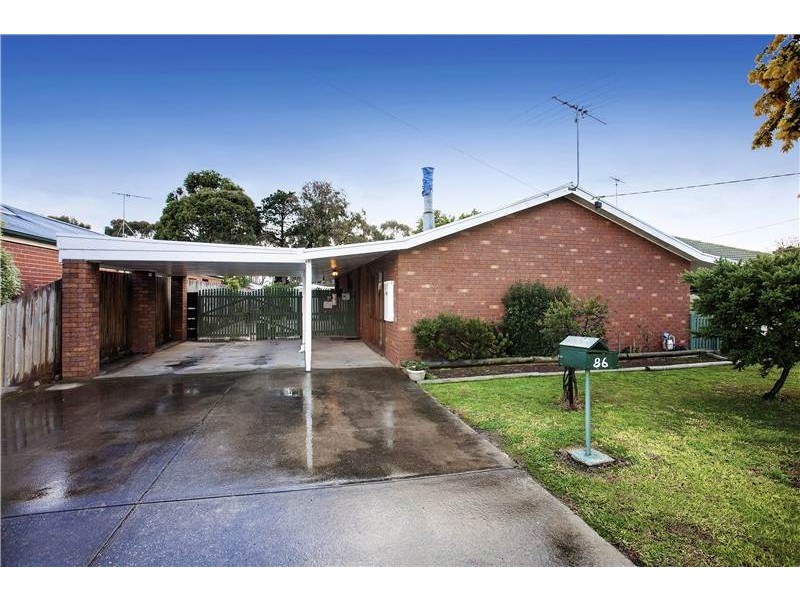 86 Smeaton Close, Lara VIC 3212