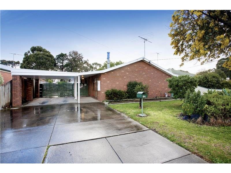 86 Smeaton Close, Lara VIC 3212