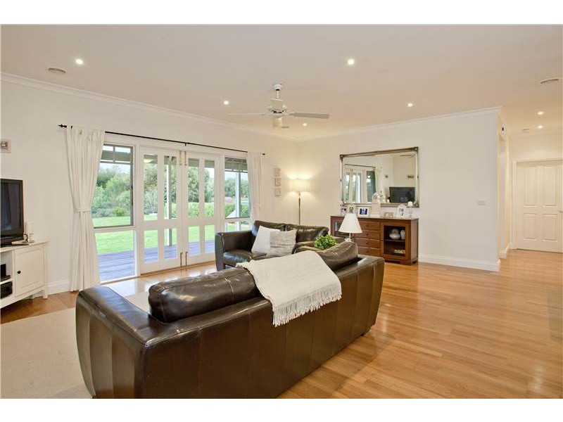 37 Thomas Road, Lara VIC 3212