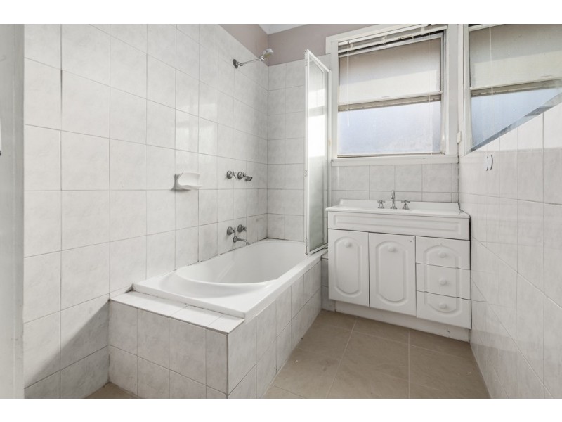 5 Montana Court, Corio VIC 3214