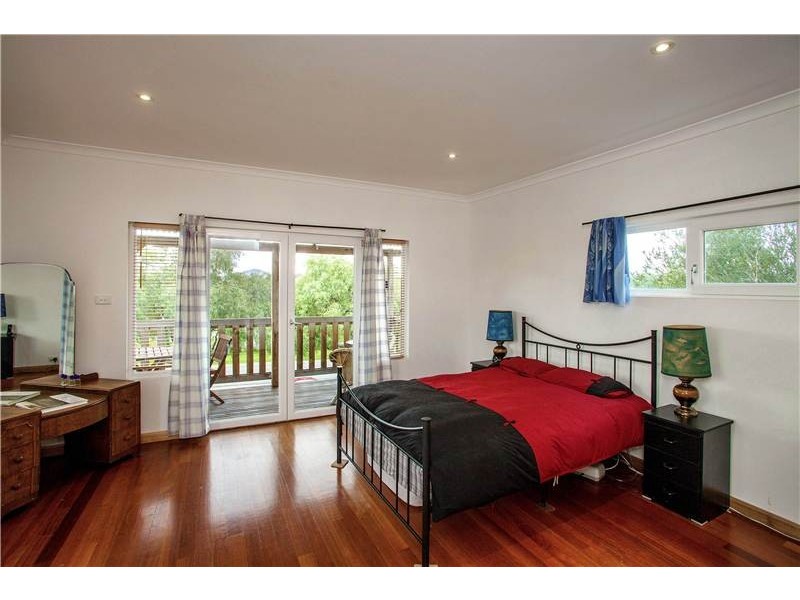 44 Station Lake Road, Lara VIC 3212