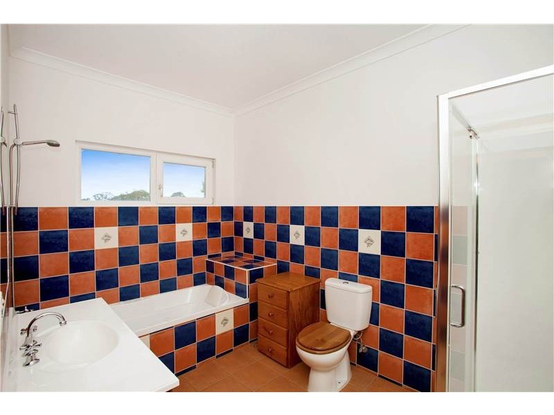 44 Station Lake Road, Lara VIC 3212