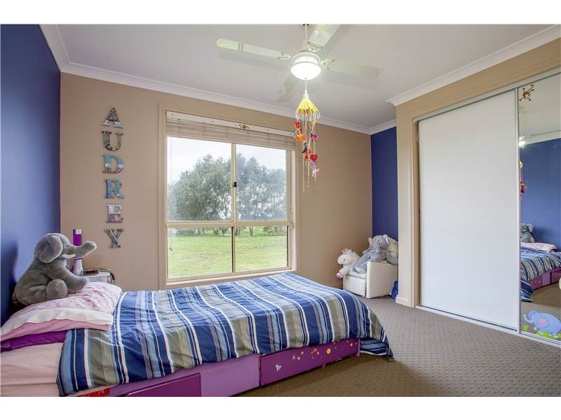 40 Kiddle Drive, Lara VIC 3212