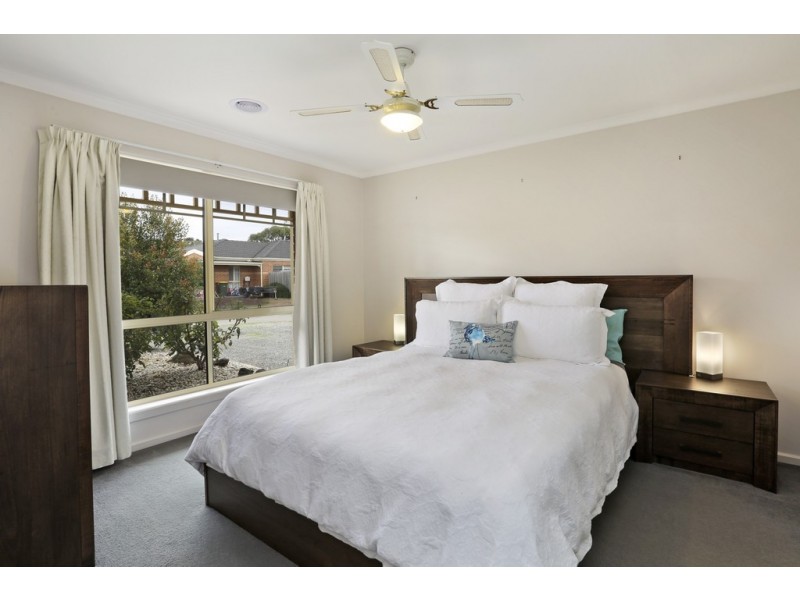 6 Blande Court, Lara VIC 3212