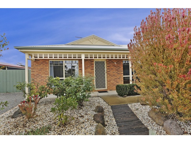 6 Blande Court, Lara VIC 3212