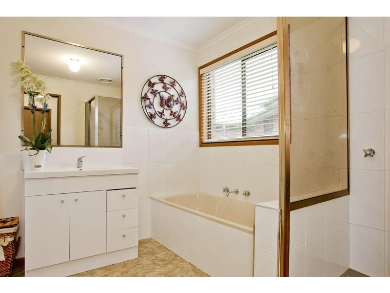 3/9 Beverley Crescent, Lara VIC 3212