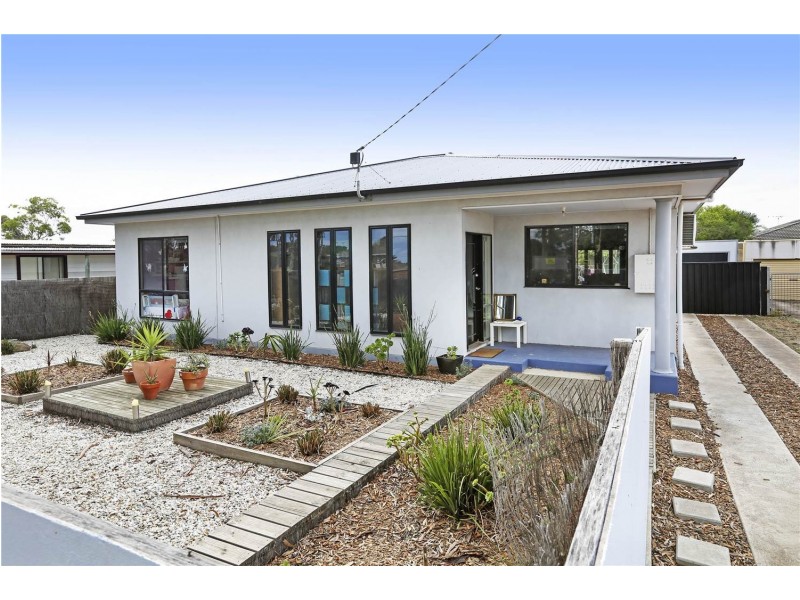 99 McClelland Avenue, Lara VIC 3212