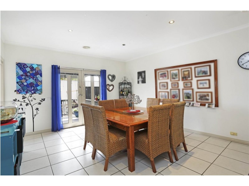 99 McClelland Avenue, Lara VIC 3212