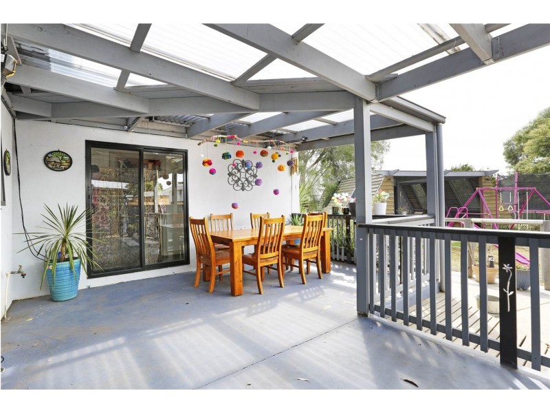 99 McClelland Avenue, Lara VIC 3212