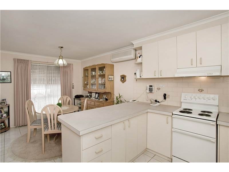 2/84 Forest Road South, Lara VIC 3212