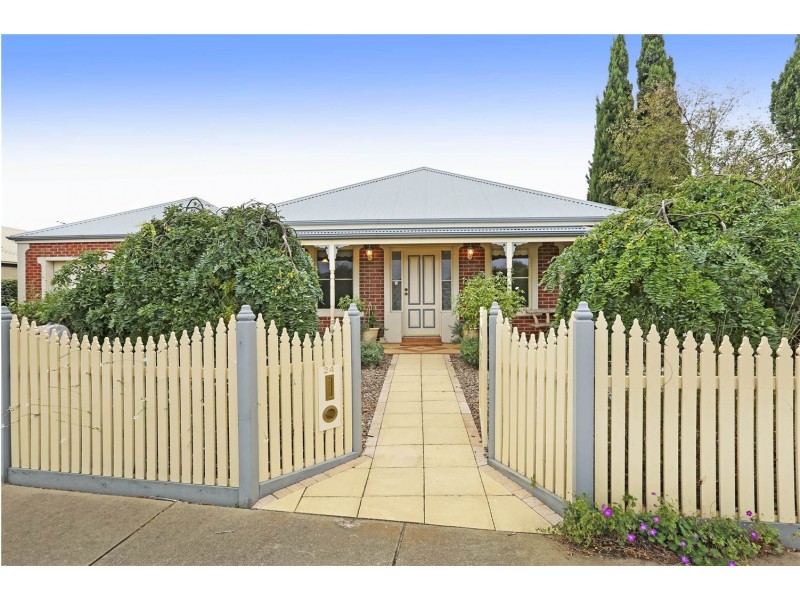 24 Magpie Close, Lara VIC 3212