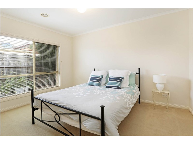 24 Magpie Close, Lara VIC 3212