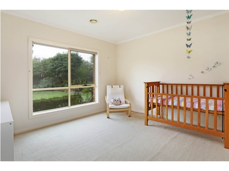 24 Magpie Close, Lara VIC 3212