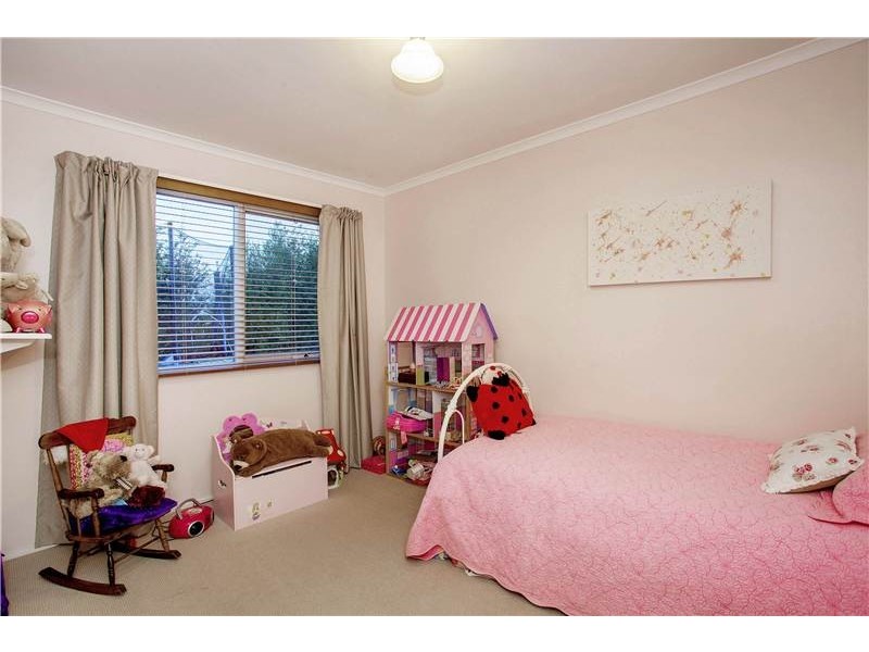 8 Veedale Court, Lara VIC 3212