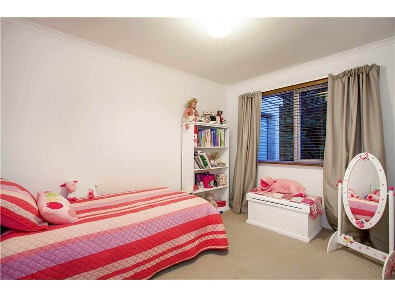 8 Veedale Court, Lara VIC 3212