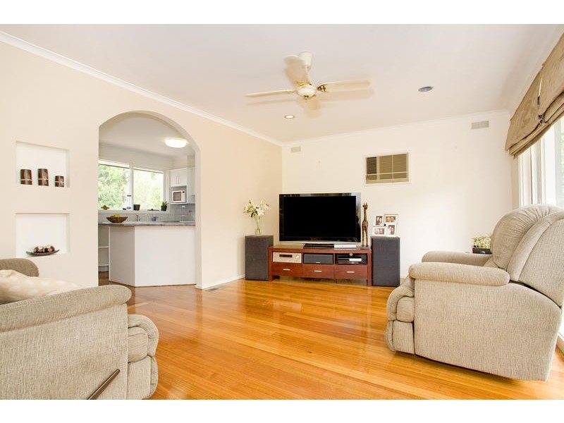 24 Sheeran Crescent, Lara VIC 3212