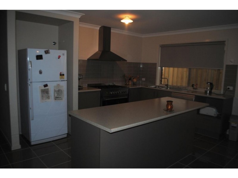 4 Viogner Place, Waurn Ponds VIC 3216