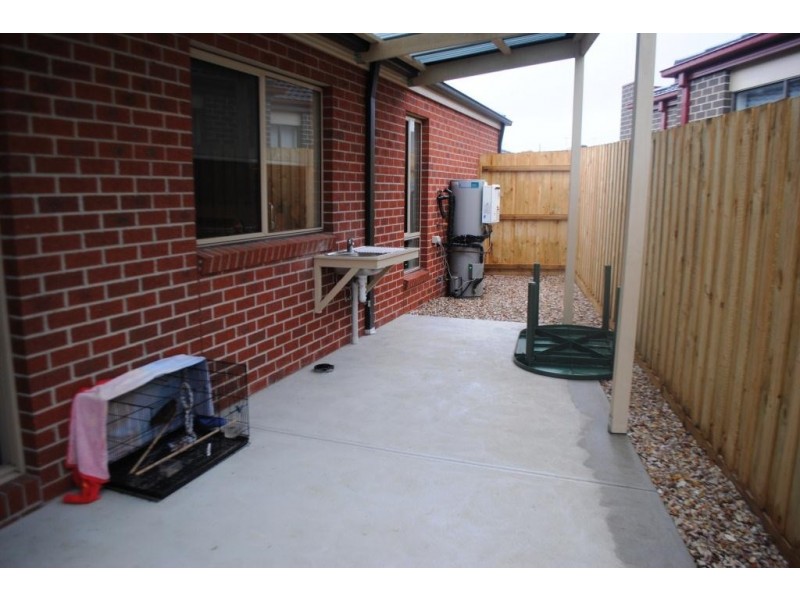 4 Viogner Place, Waurn Ponds VIC 3216