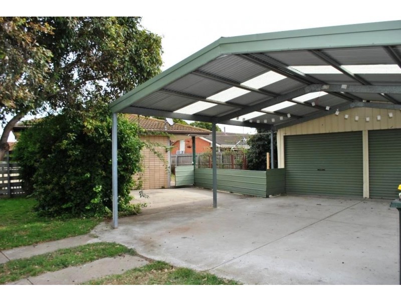9 Fairbairn Drive, Corio VIC 3214