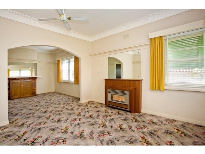 2 Shelley Avenue, Newtown VIC 3220