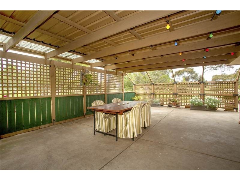 110 Lovely Banks Road, Lovely Banks VIC 3221