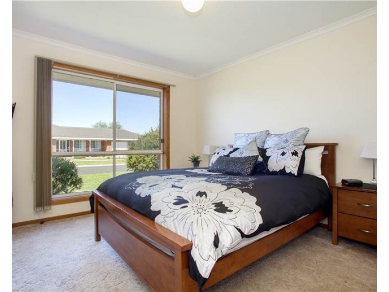 1/17-19 Richard Drive, Lara VIC 3212