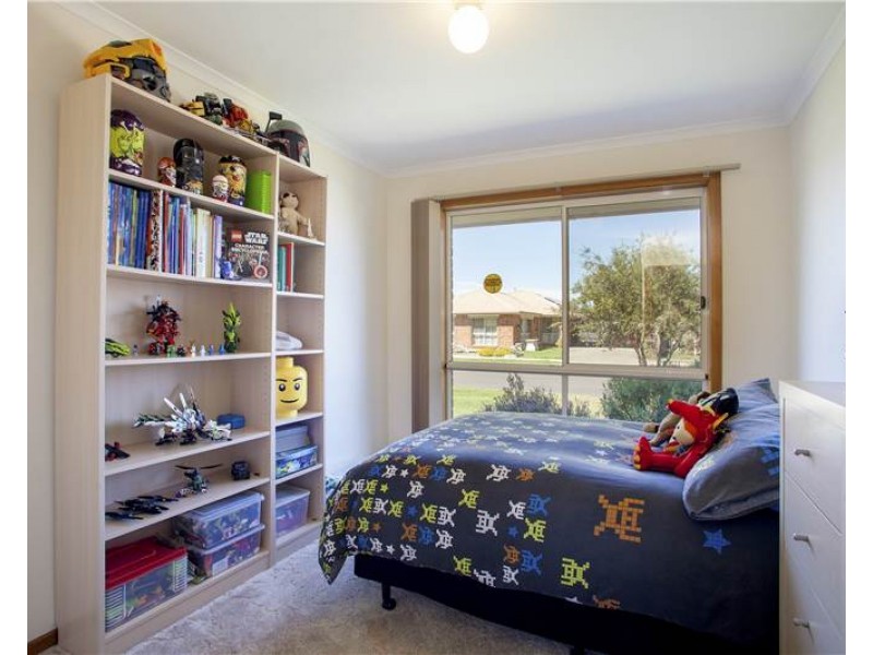 1/17-19 Richard Drive, Lara VIC 3212