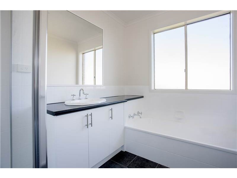 43 Darcy Street, Lara VIC 3212